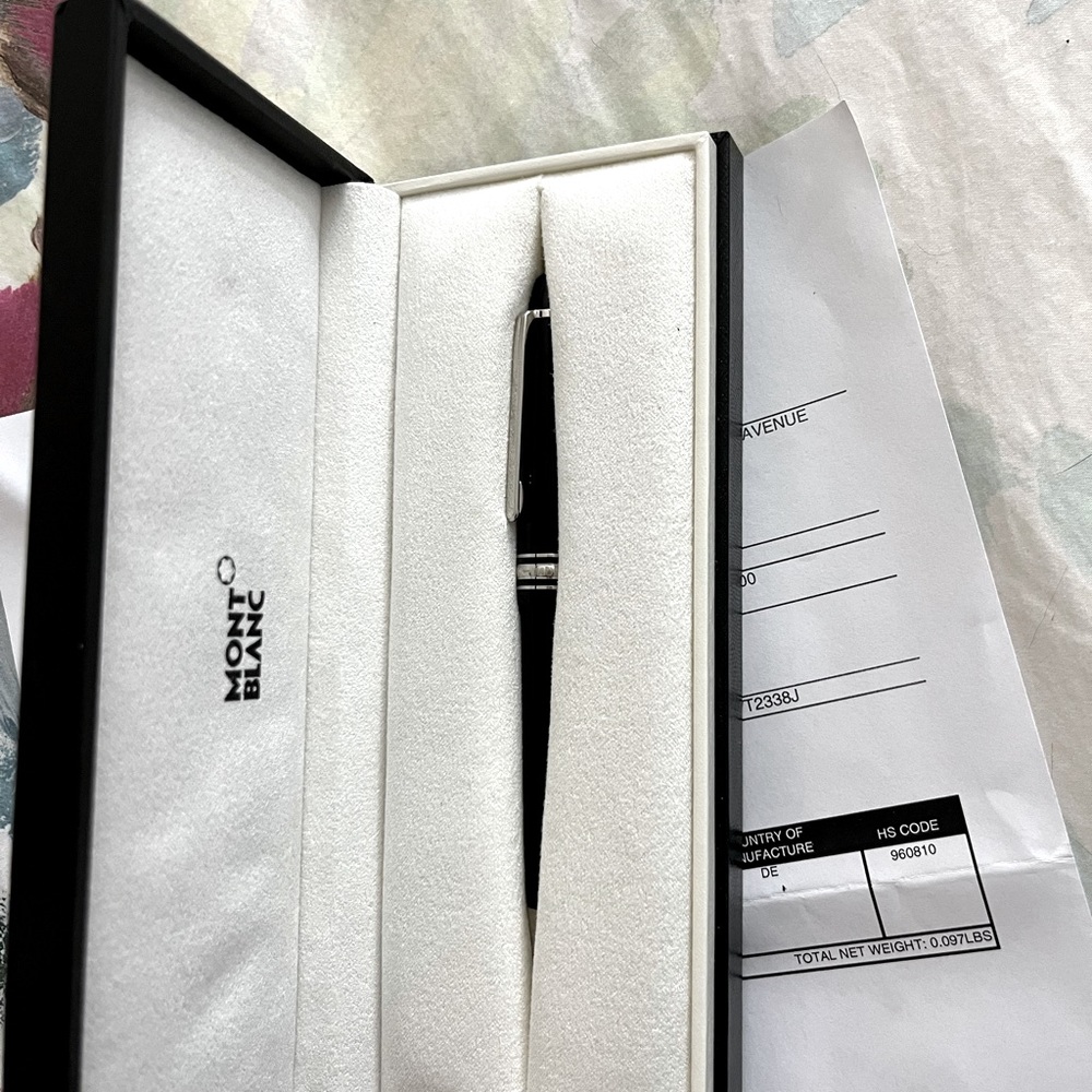 Mont Blanc pen NWT